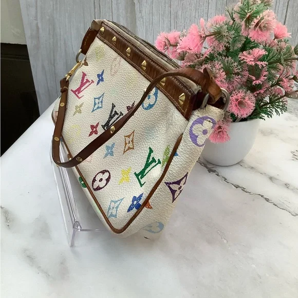 GUC Louis Vuitton Murakami Pochette - Picture 4 of 8